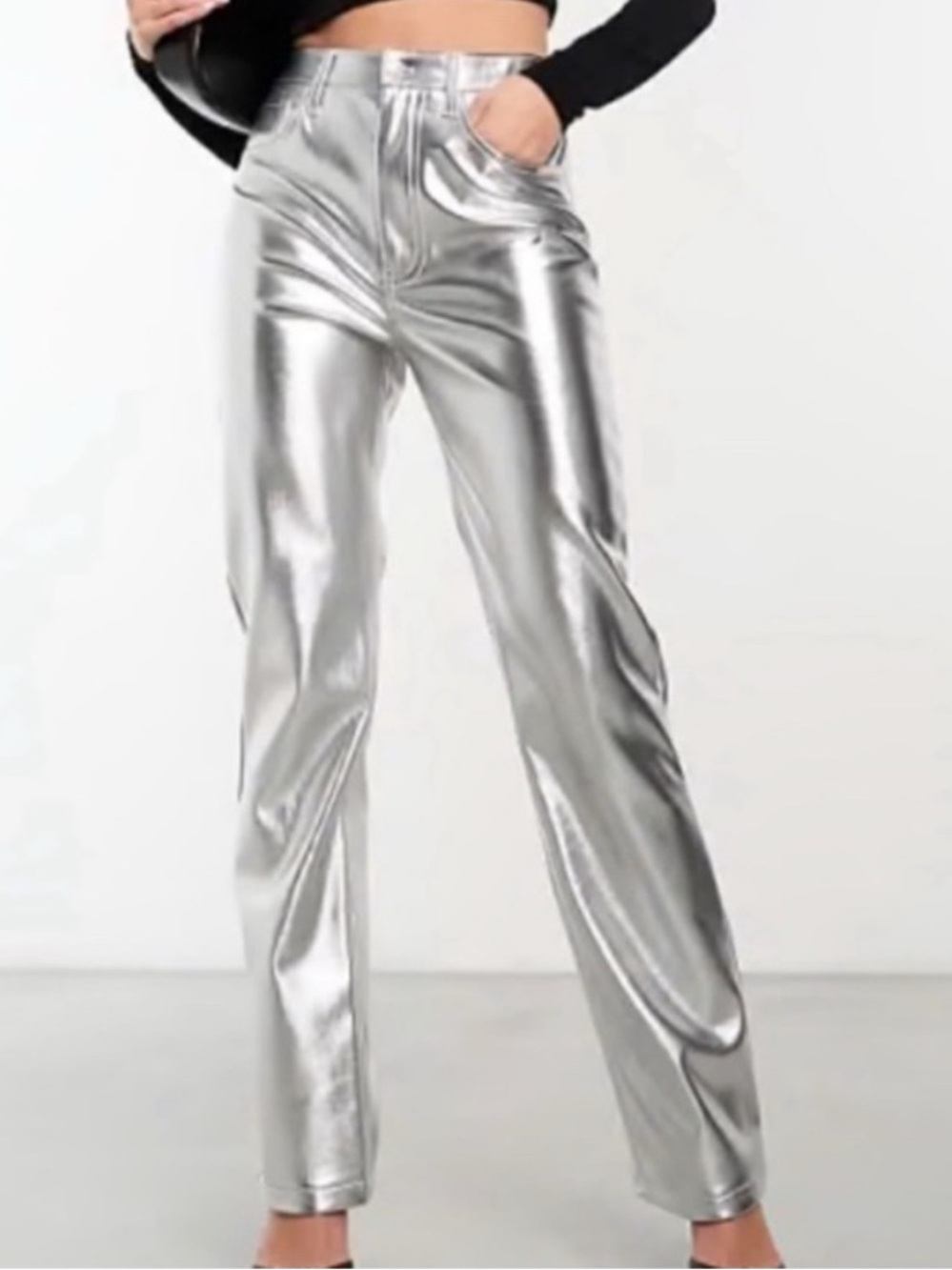 Abercrombie & Fitch The 90s Straight High Rise Metallic Silver Jeans Size 29 NWT